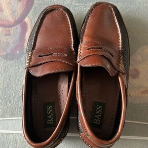 Bass men’s brown & black loafers
